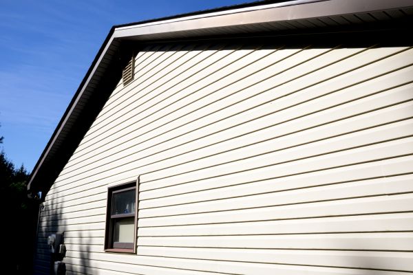 Cost of Dutch Lap Siding Installation in Bellevue