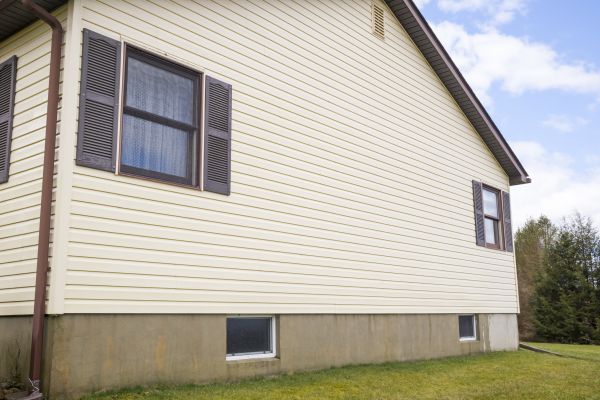 Cost of Dutch Lap Siding Repair in Bellevue