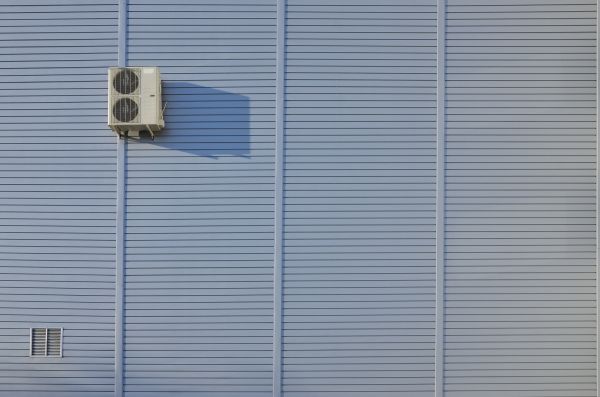 Cost of Flat Metal Siding Installation in Bellevue
