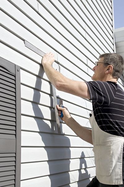 Cost of Vinyl Siding Service in Bellevue